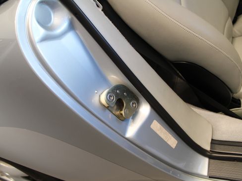 Used 1996 Porsche 911 Cabriolet image 39