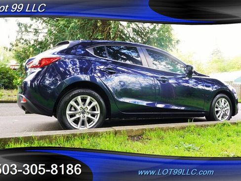 Used 2016 MAZDA MAZDA3 i Touring FWD image 9