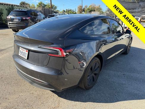 Used 2024 Tesla Model 3 image 3