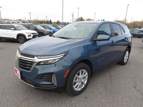 Certified 2024 Chevrolet Equinox LT image 8