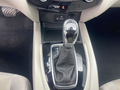 Used 2019 Nissan Rogue Sport SV w/ All-Weather Package FWD image 19