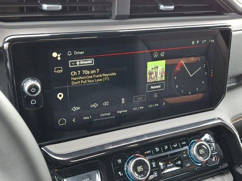 Used 2025 GMC Sierra 1500 AT4 image 17