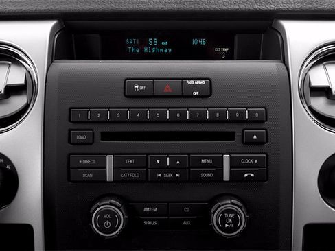 Used 2014 Ford F150 FX4 w/ Equipment Group 402A Luxury AWD/4WD image 8