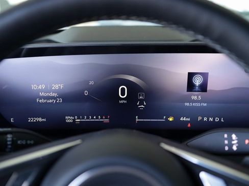 Used 2025 Buick Enclave Sport Touring image 12