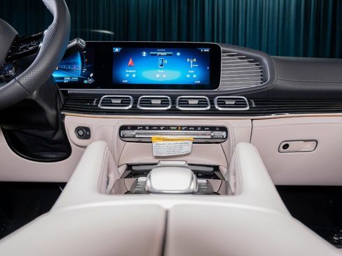 New 2026 Mercedes-Benz GLE 53 AMG 4MATIC image 21