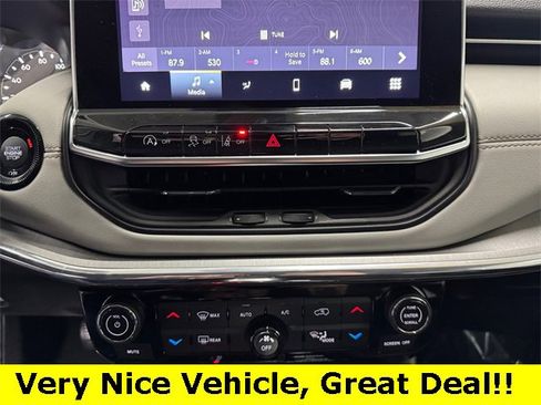 Used 2022 Jeep Compass Limited image 7