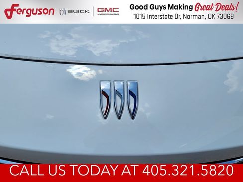 New 2026 Buick Envista Preferred w/ Convenience I Package FWD image 9