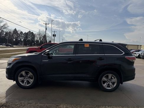 Used 2016 Toyota Highlander Limited image 4