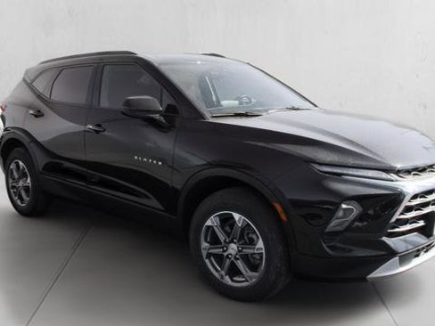Used 2023 Chevrolet Blazer LT w/ Convenience Package image 1