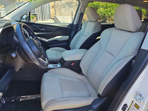 Certified 2023 Subaru Ascent Premium w/ Convenience Package AWD/4WD image 17