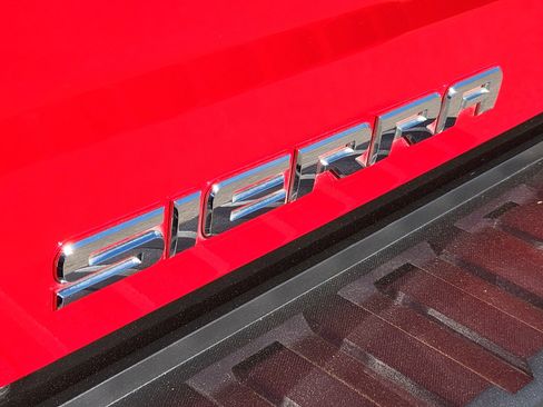 Used 2017 GMC Sierra 1500 SLT image 11