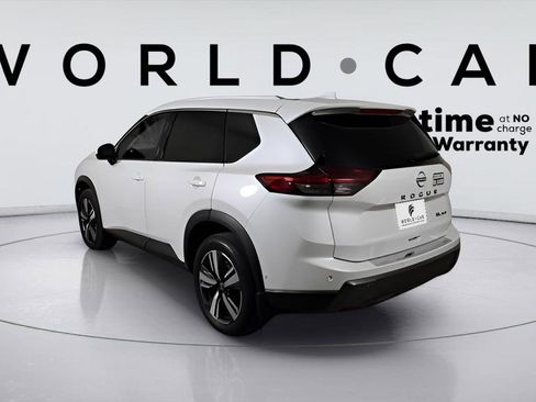 Used 2024 Nissan Rogue SL w/ SL Premium Package image 5