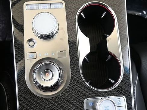 New 2025 Genesis GV80 3.5T e-SC image 26