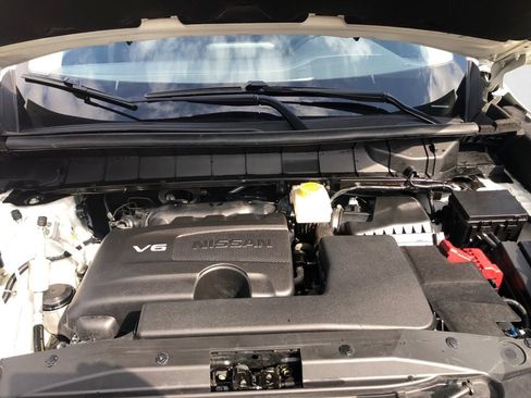 Used 2023 Nissan Pathfinder SL w/ Lighting Package (N92) FWD image 14