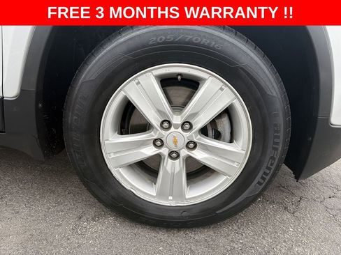 Used 2020 Chevrolet Trax LT w/ LT Convenience Package image 10