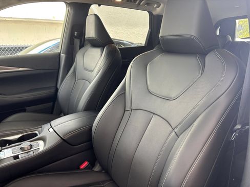 Used 2026 INFINITI QX60 Luxe FWD image 40