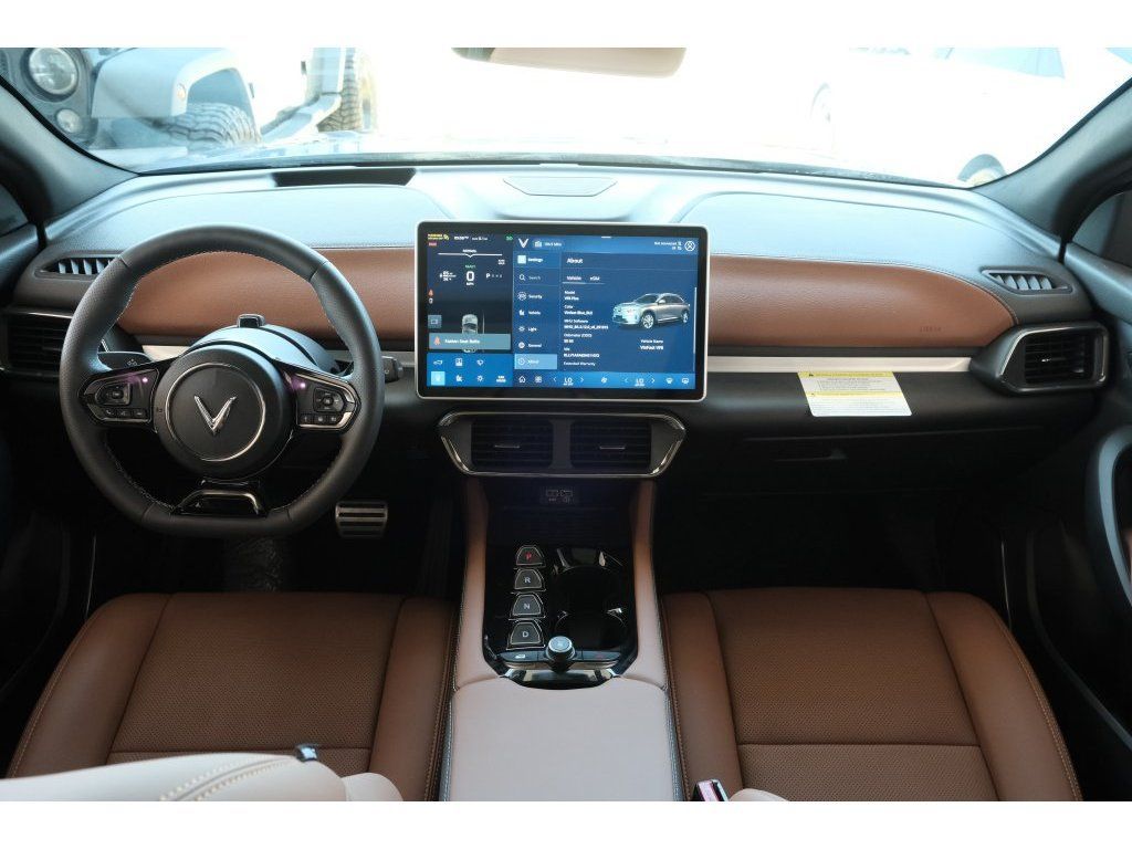 Used 2024 VinFast VF 8 Plus AWD/4WD image 5