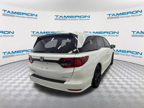 Used 2023 Honda Odyssey Sport image 5