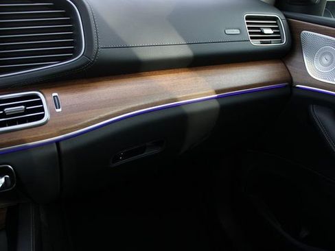 New 2026 Mercedes-Benz GLS 450 4MATIC image 35