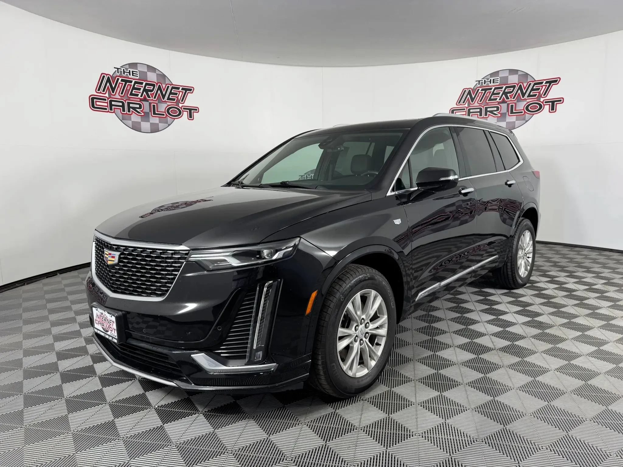 Used 2023 Cadillac XT6 Luxury AWD/4WD image 3