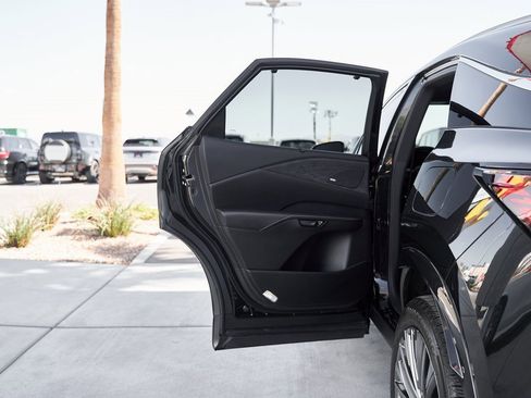 Used 2024 Lexus RX 350 w/ Convenience Package image 17