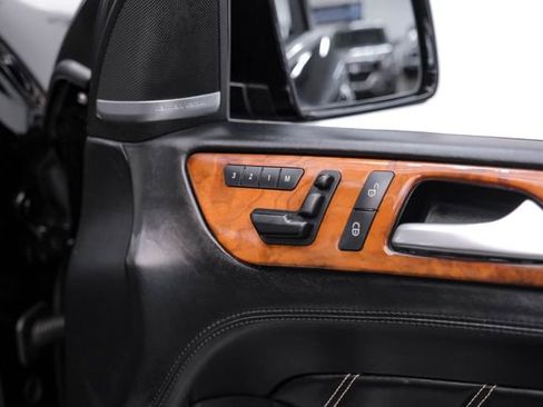 Used 2015 Mercedes-Benz ML 63 AMG 4MATIC image 39