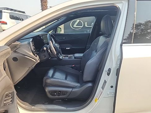 Certified 2025 Lexus RX 450h AWD w/ Convenience Package image 4