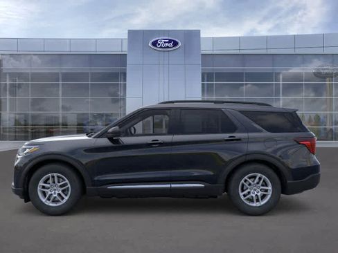 New 2025 Ford Explorer Active w/ Active Comfort Package image 3