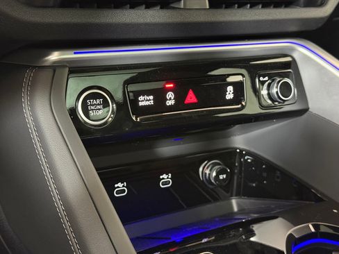 New 2025 Audi Q5 Premium Plus image 25