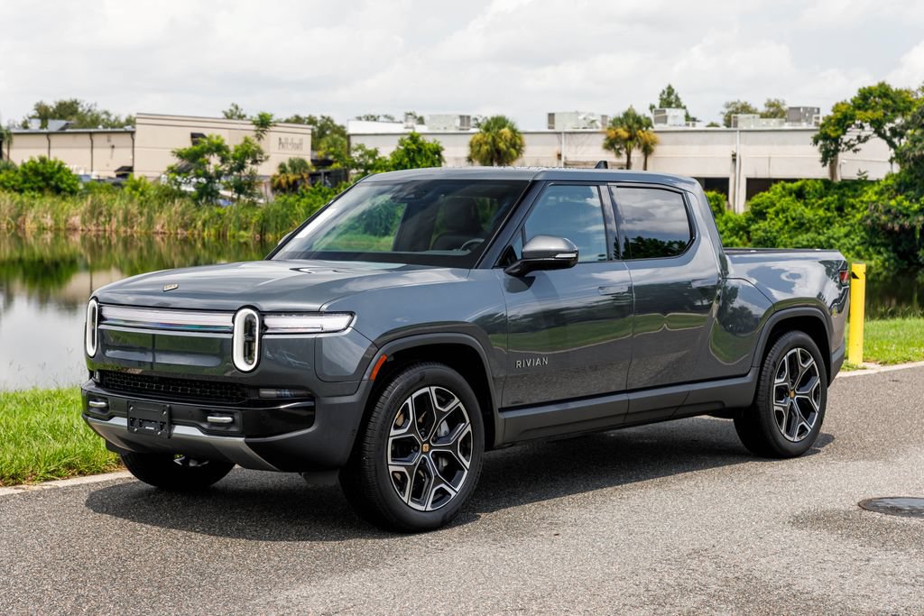 Used 2025 Rivian R1T Adventure Dual AWD/4WD image 7