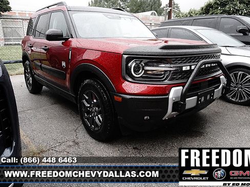 Used 2025 Ford Bronco Sport Big Bend AWD/4WD image 1