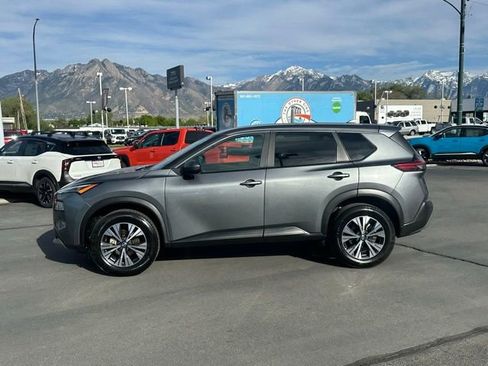 Used 2023 Nissan Rogue SV AWD/4WD image 7