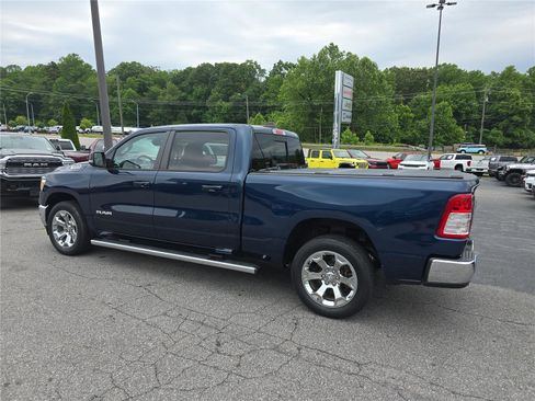 Used 2022 RAM 1500 Big Horn AWD/4WD image 5