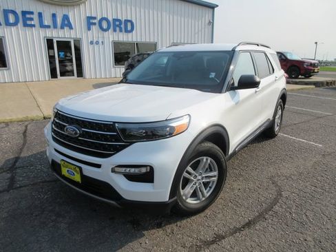 Certified 2024 Ford Explorer XLT w/ Equipment Group 202A AWD/4WD image 4
