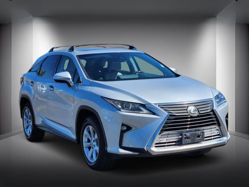 Used 2017 Lexus RX 350 AWD w/ Premium Package image 4