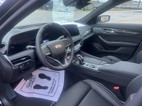 New 2026 Cadillac CT5 V Blackwing w/ Carbon Fiber 2 Package image 3