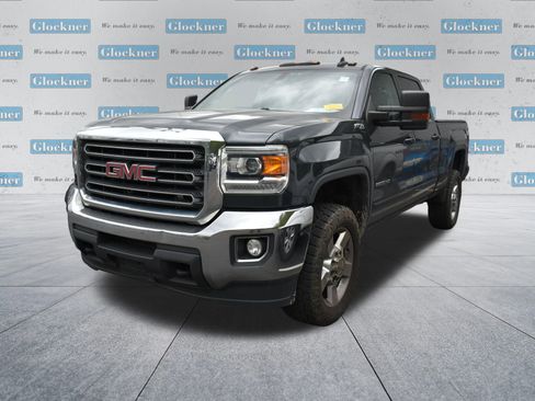 Used 2017 GMC Sierra 2500 SLE w/ HD SLE Preferred Plus Package AWD/4WD image 11
