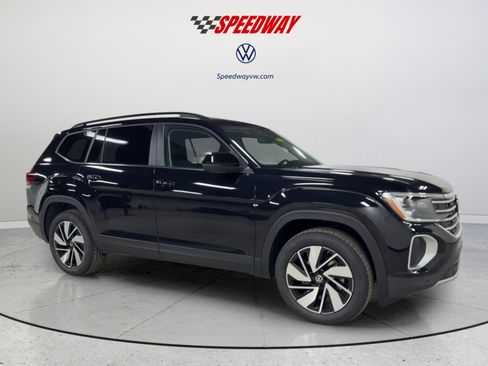 New 2026 Volkswagen Atlas SE image 12