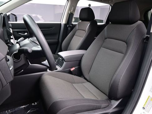 Used 2025 Honda CR-V EX image 9