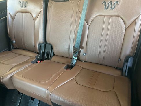 Used 2024 Ford Expedition Max King Ranch RWD image 15