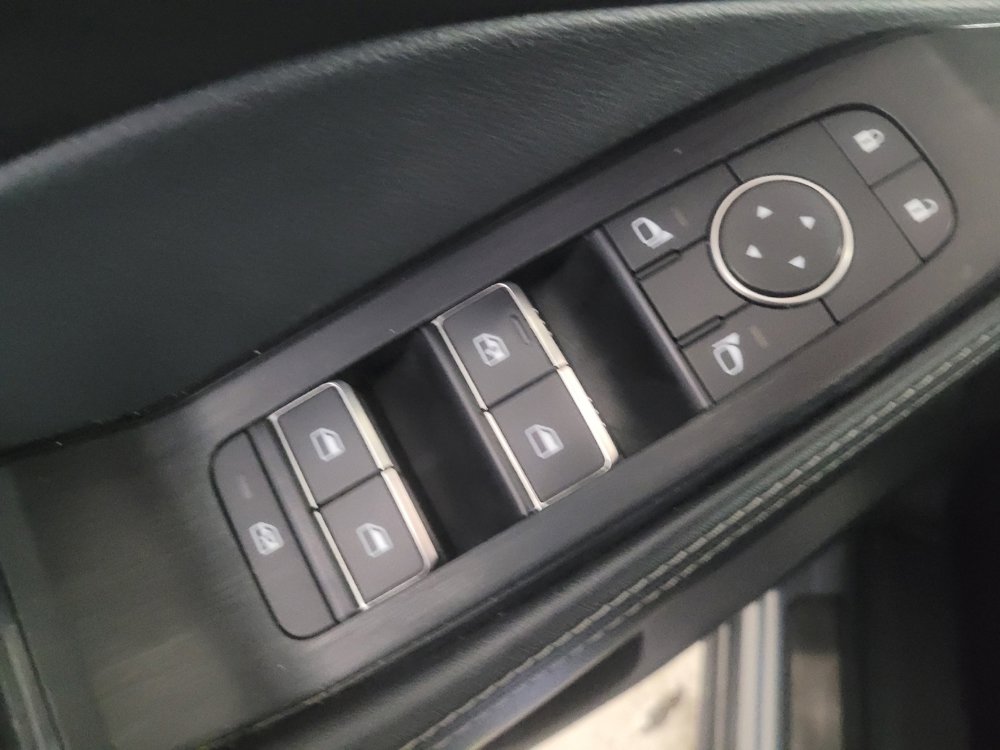 Used 2021 Nissan Rogue Platinum FWD image 27