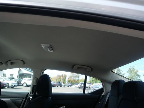 Used 2022 Nissan Sentra SV image 24