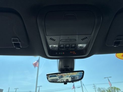 Used 2024 Buick Enclave Avenir w/ Trailering Package, 5000 lbs. AWD/4WD image 15