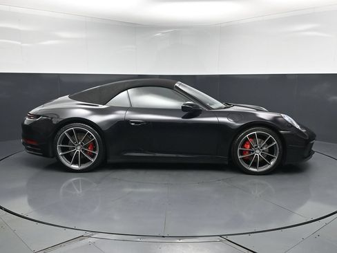Certified 2020 Porsche 911 Carrera 4 AWD/4WD image 12