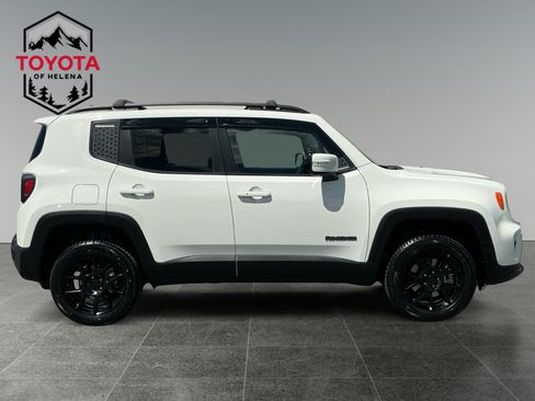 Used 2019 Jeep Renegade Altitude w/ Quick Order Package 2XM AWD/4WD image 6