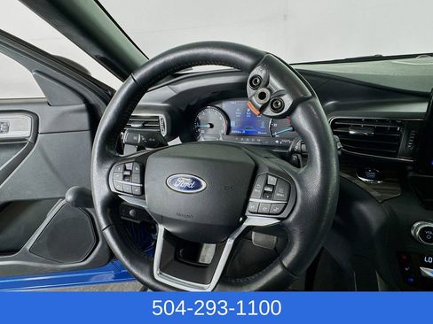 Used 2020 Ford Explorer Limited image 11