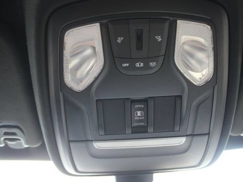 Used 2021 RAM 1500 Big Horn w/ Built-to-serve Edition AWD/4WD image 13
