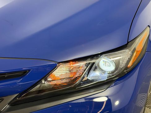 Used 2024 Toyota Camry SE FWD image 12
