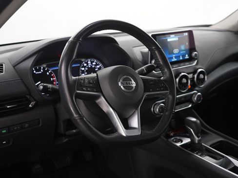 Used 2022 Nissan Sentra SV image 19