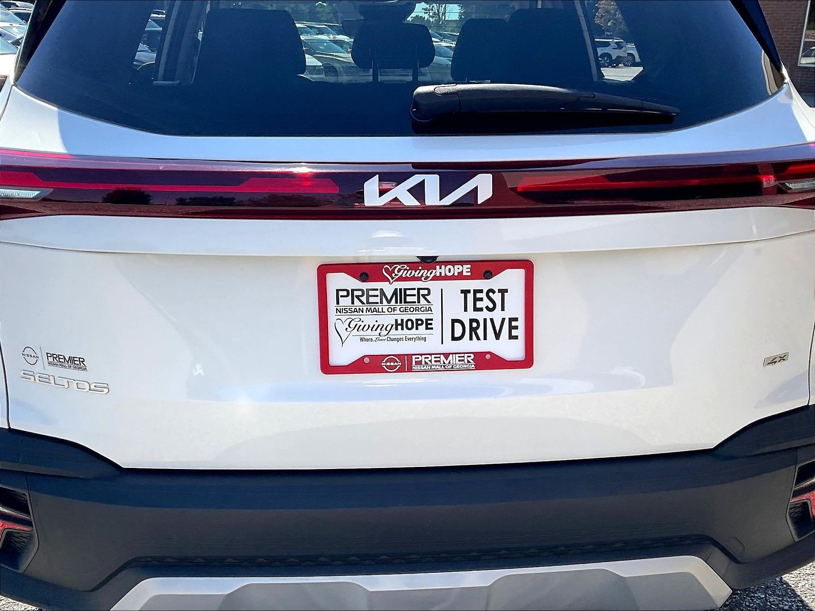 Used 2024 Kia Seltos LX AWD/4WD image 26
